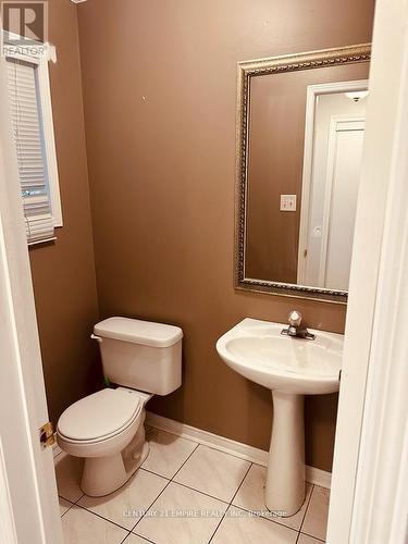 42 Heathwood Drive, Brampton, ON - Indoor Photo Showing Bathroom