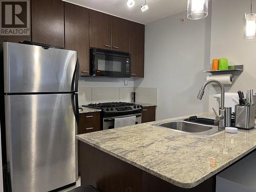 2001 7063 Hall Avenue, Burnaby, BC - Indoor Photo Showing Kitchen With Upgraded Kitchen