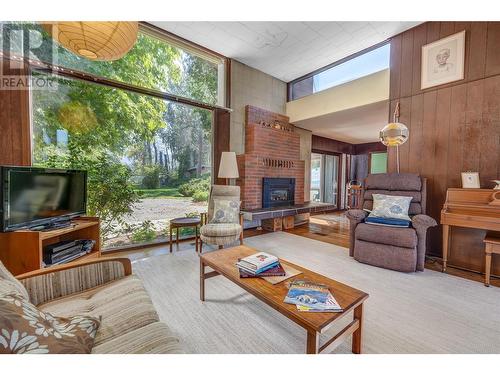 7413 Kirk Avenue, Summerland, BC - Indoor Photo Showing Living Room With Fireplace