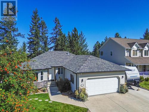 1530 Westerdale Drive, Kamloops, BC - Outdoor With Facade