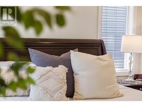 1530 Westerdale Drive, Kamloops, BC - Indoor Photo Showing Bedroom