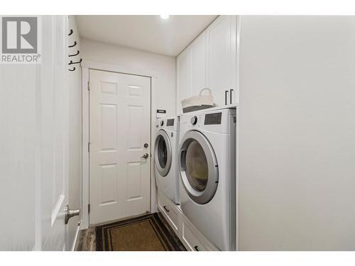 1530 Westerdale Drive, Kamloops, BC - Indoor Photo Showing Laundry Room