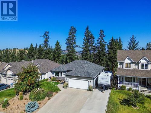 1530 Westerdale Drive, Kamloops, BC - Outdoor With Facade