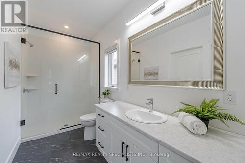 1050 Kincaid Street, North Perth (32 - Listowel), ON - Indoor Photo Showing Bathroom