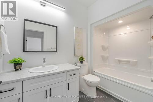 1050 Kincaid Street, North Perth (32 - Listowel), ON - Indoor Photo Showing Bathroom