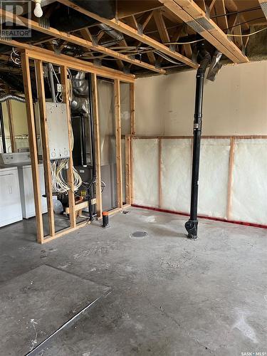 19 55 Borden Crescent, Saskatoon, SK - Indoor Photo Showing Basement