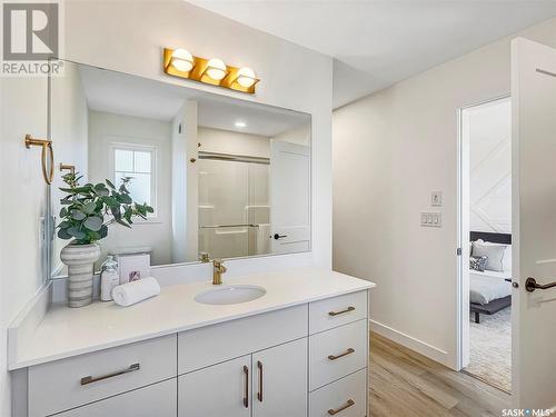 142 Taube Avenue, Saskatoon, SK - Indoor Photo Showing Bathroom