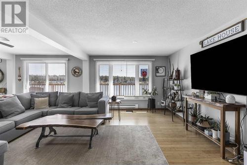 1093 Sunnyside Dr, Algoma Mills, ON - Indoor Photo Showing Living Room