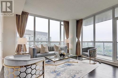 1109 - 62 Forest Manor Road, Toronto, ON - Indoor Photo Showing Living Room