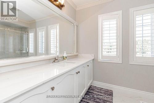 392 Barber Drive, Halton Hills (Georgetown), ON - Indoor Photo Showing Bathroom