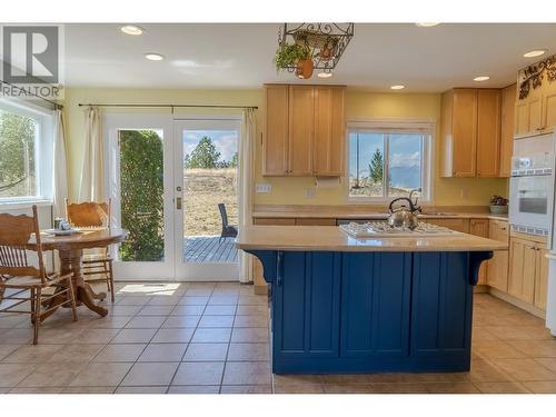 9617 Clearview  Road, Cranbrook, BC - Indoor Photo Showing Kitchen