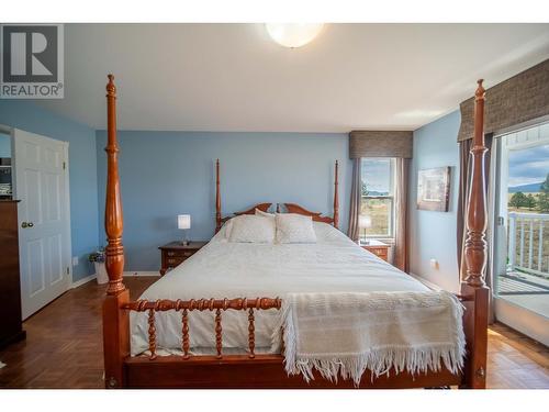 9617 Clearview  Road, Cranbrook, BC - Indoor Photo Showing Bedroom