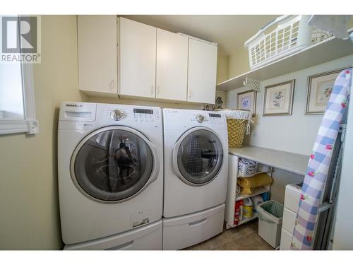 9617 Clearview  Road, Cranbrook, BC - Indoor Photo Showing Laundry Room