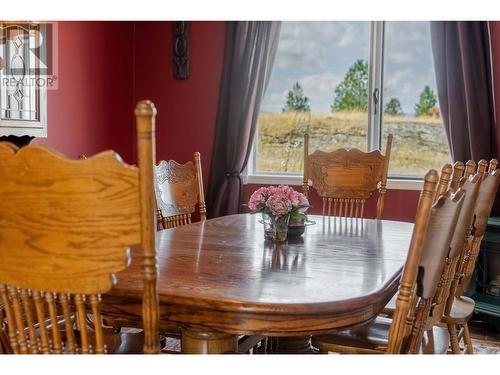 9617 Clearview  Road, Cranbrook, BC - Indoor Photo Showing Dining Room