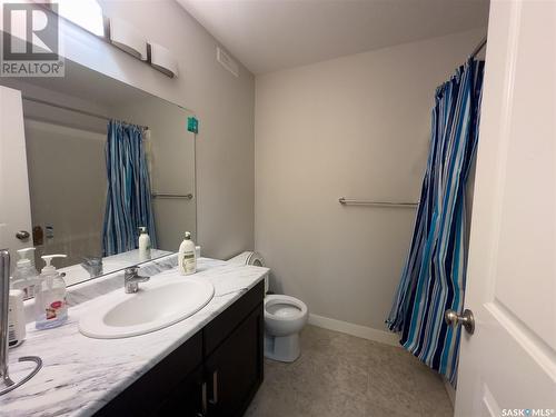 5568 Mckenna Road, Regina, SK - Indoor Photo Showing Bathroom