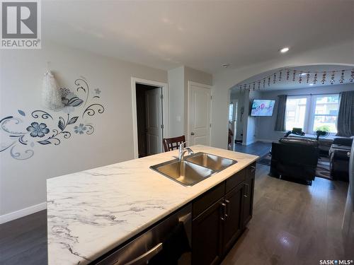 5568 Mckenna Road, Regina, SK - Indoor Photo Showing Kitchen With Double Sink