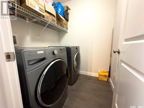 5568 Mckenna Road, Regina, SK - Indoor Photo Showing Laundry Room