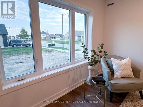 57 Silverleaf Path, St. Thomas, ON - Indoor Photo Showing Other Room