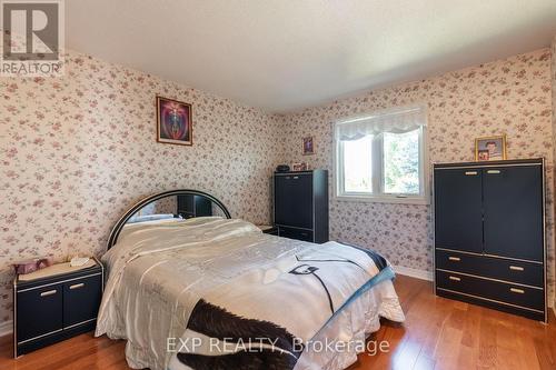 1136 Aldersbrook Road, London, ON - Indoor Photo Showing Bedroom