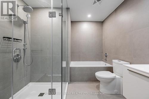 617 - 2720 Dundas Street W, Toronto (Junction Area), ON - Indoor Photo Showing Bathroom