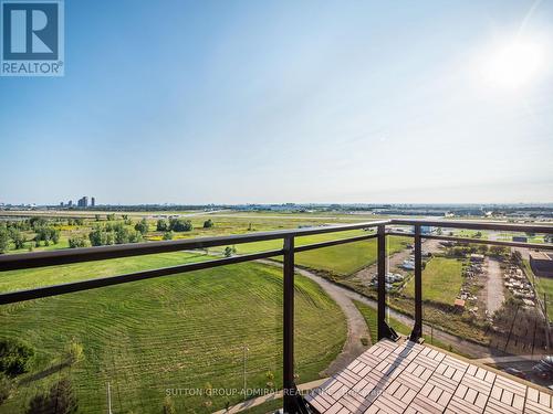 1517 - 1060 Sheppard Avenue W, Toronto (York University Heights), ON - Outdoor With Balcony With View