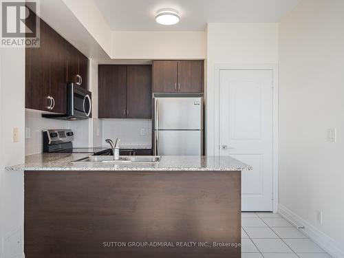 1517 - 1060 Sheppard Avenue W, Toronto, ON - Indoor Photo Showing Kitchen With Double Sink