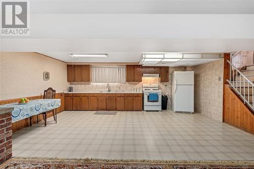 1867 Kent Street, Windsor, ON - Indoor Photo Showing Kitchen With Double Sink