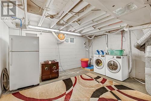 1867 Kent Street, Windsor, ON - Indoor Photo Showing Laundry Room