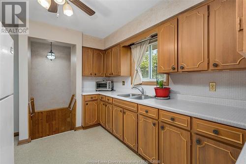 1867 Kent Street, Windsor, ON - Indoor Photo Showing Kitchen With Double Sink