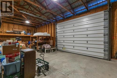 5588 Wellington 39 Road, Guelph/Eramosa, ON - Indoor Photo Showing Garage