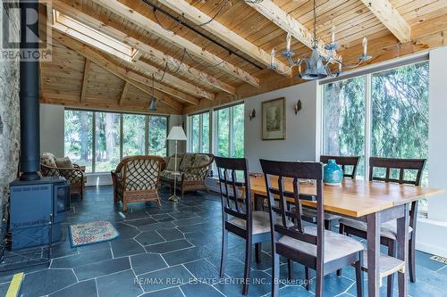 5588 Wellington 39 Road, Guelph/Eramosa, ON - Indoor Photo Showing Dining Room