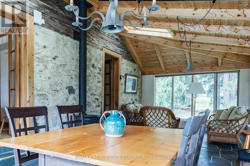 5588 Wellington 39 Road, Guelph/Eramosa, ON - Indoor Photo Showing Dining Room