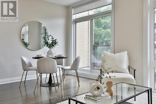 109 - 23 Eldora Avenue, Toronto, ON - Indoor Photo Showing Dining Room