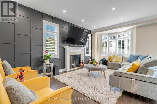 2463 Winlord Place, Oshawa (Windfields), ON - Indoor Photo Showing Living Room With Fireplace