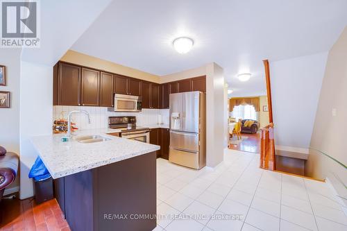 49 Cheetah Crescent, Toronto (Rouge), ON - Indoor Photo Showing Kitchen With Double Sink