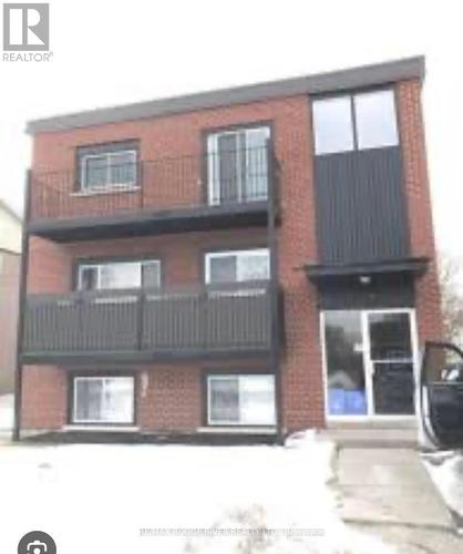 2 - 14 Frank Street, Clarington (Bowmanville), ON - Outdoor