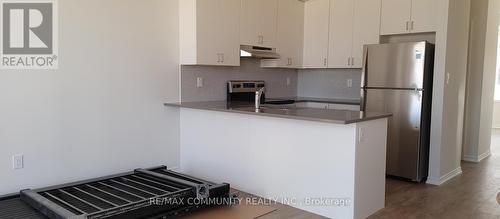 2550 Larida Path, Oshawa (Windfields), ON - Indoor Photo Showing Kitchen