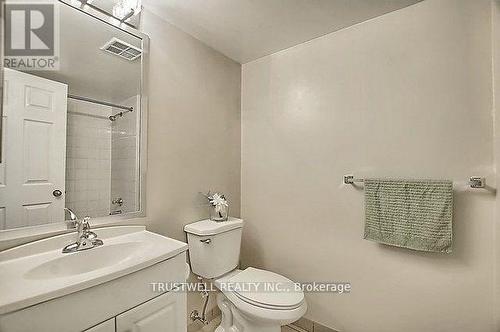 812 - 309 Major Mackenzie Drive E, Richmond Hill, ON - Indoor Photo Showing Bathroom