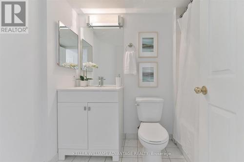 207 - 1 Emerald Lane, Vaughan, ON - Indoor Photo Showing Bathroom