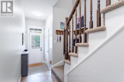 1037 Fernridge Common, Burlington, ON - Indoor Photo Showing Other Room