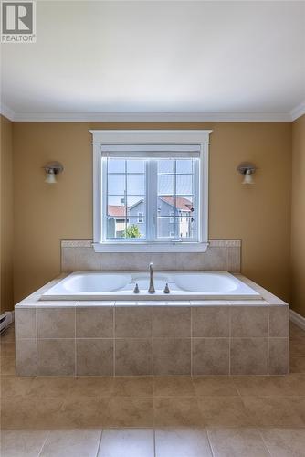 39 Julieann Place, St. John'S, NL - Indoor Photo Showing Bathroom