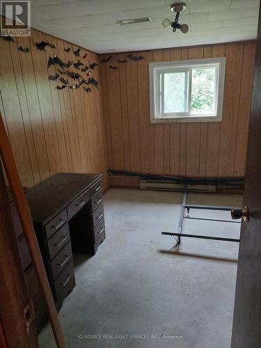 6 - 2548 Highway, Northern Bruce Peninsula, ON - Indoor Photo Showing Other Room