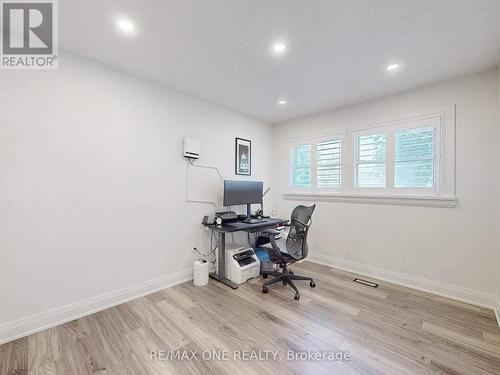 19 Orlanda Road, Hamilton, ON - Indoor Photo Showing Office