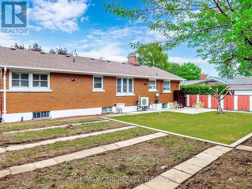 19 Orlanda Road, Hamilton, ON - Outdoor