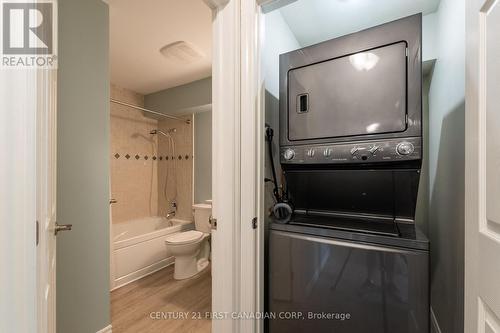 213 - 440 Wellington Street, St. Thomas, ON - Indoor Photo Showing Laundry Room