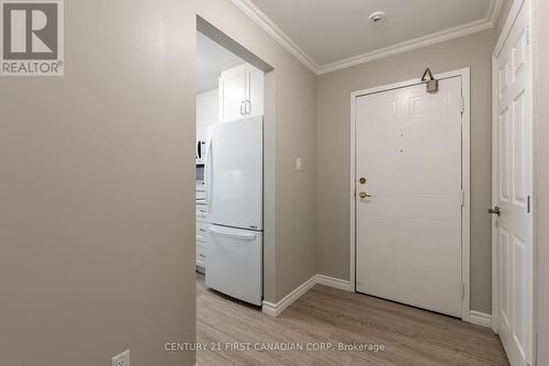 213 - 440 Wellington Street, St. Thomas, ON - Indoor Photo Showing Other Room