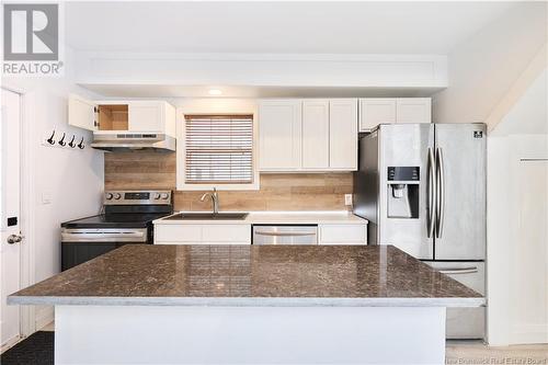 99 Pine Street, Moncton, NB - Indoor Photo Showing Kitchen With Upgraded Kitchen