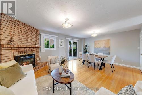 18 Westlake Crescent, Toronto (Woodbine-Lumsden), ON - Indoor Photo Showing Living Room With Fireplace