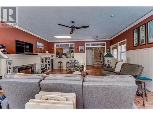 2520 Pheasant Ridge Drive, Armstrong, BC - Indoor Photo Showing Living Room With Fireplace