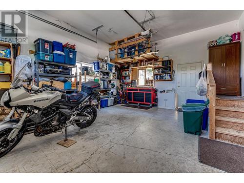 2520 Pheasant Ridge Drive, Armstrong, BC - Indoor Photo Showing Garage